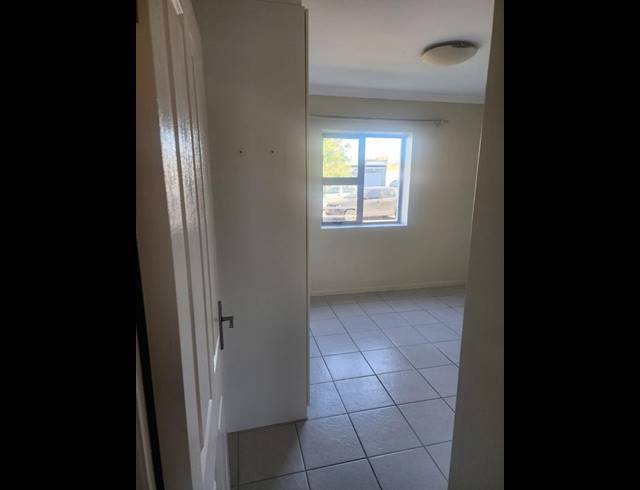 2 BEDROOM PROPERTY TO RENT IN WHISPERING PINES